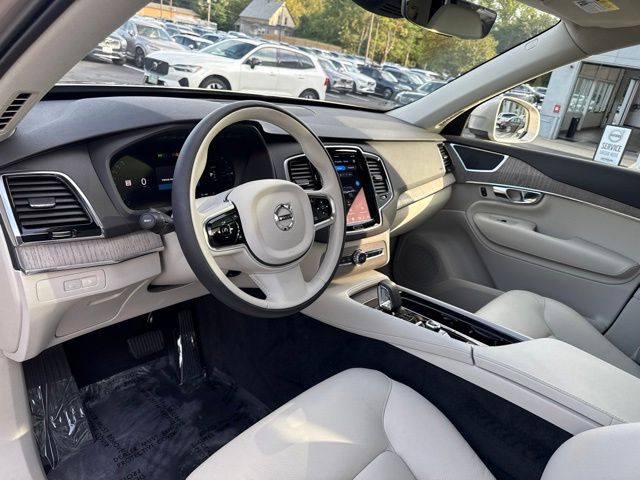 Used 2025 Volvo XC90 Plug-In Hybrid SUV