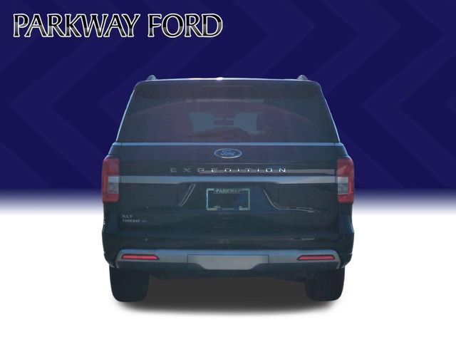 Used 2022 Black Ford XLT image 4