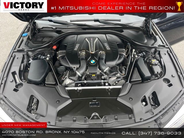2019 BMW 5-Series M550i xDrive photo