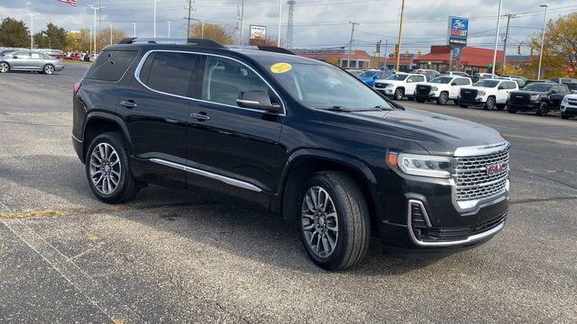 2022 GMC Acadia Denali 2