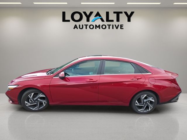 Used 2024 Hyundai Elantra Sedan