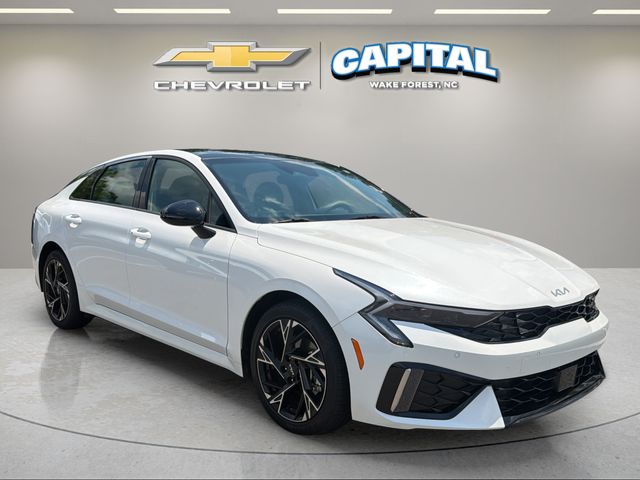 Used 2025 White Kia GT-Line image 15