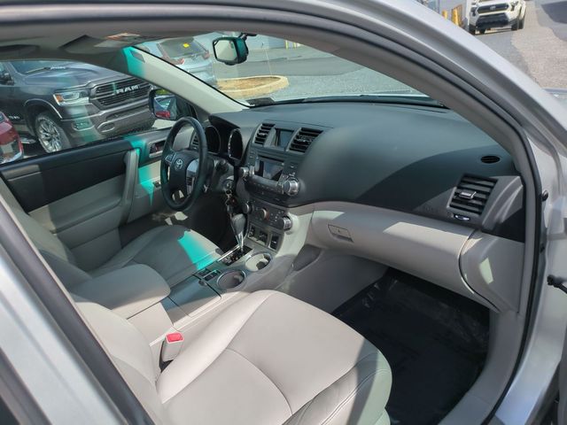 used 2012 Toyota Highlander car, priced at $12,331