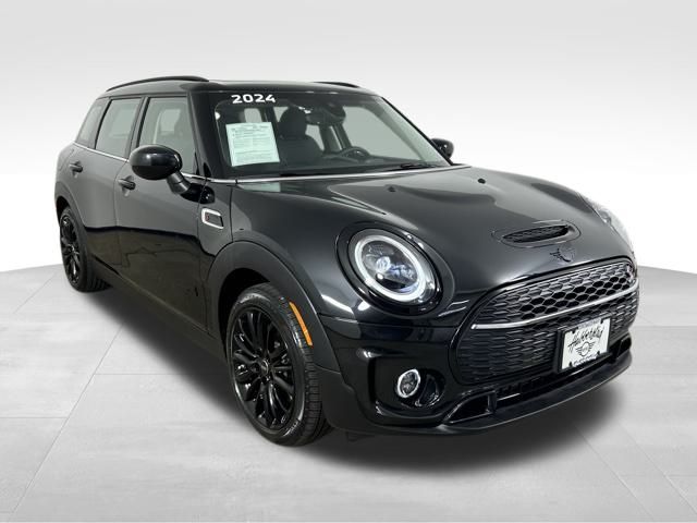 2024 MINI Cooper S Clubman Signature 3