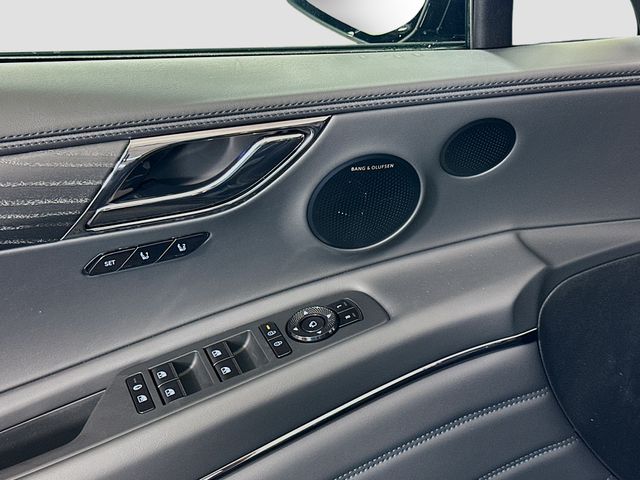 Thumbnail: 2026 Genesis GV80 - 20