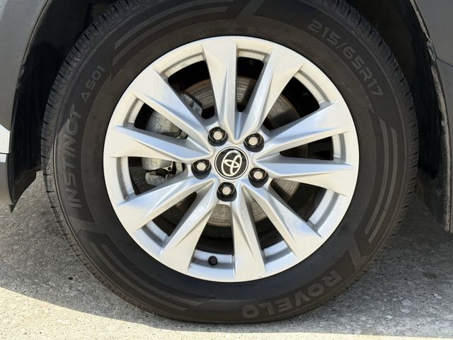 2024 Toyota Corolla Cross LE Silver at Don McGill Toyota