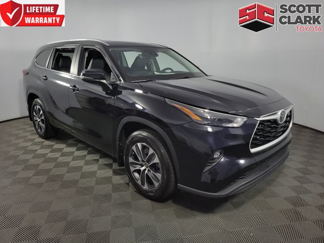 Midnight Black Metallic 2026 Toyota Highlander SUV / Crossover All-Wheel Drive 8-Speed Automatic