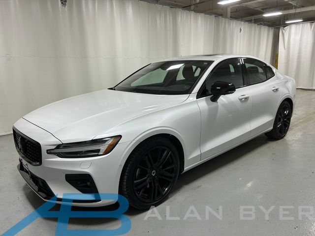 Crystal White 2023 Volvo S60 B5 Plus Black Edition AWD Sedan All-Wheel Drive Automatic