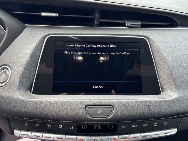 Used 2020 Silver Cadillac Premium Luxury image 18
