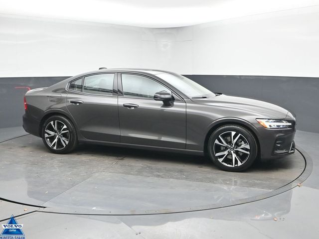 2025 Volvo S60 B5 Plus AWD