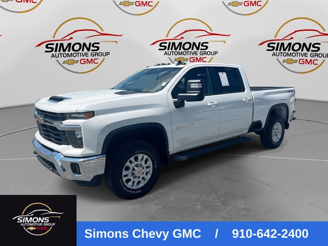 Summit White 2024 Chevrolet Silverado 3500HD Pickup Truck Four-Wheel Drive Automatic