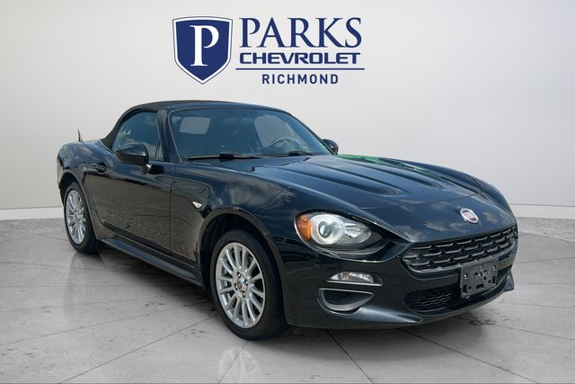 2017 FIAT 124 Spider Classica RWD