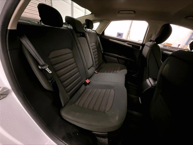2018 Ford Fusion SE White at Klick Lewis Buick Chevrolet