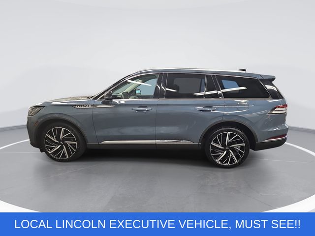 Used 2025 Blue Lincoln Reserve image 6