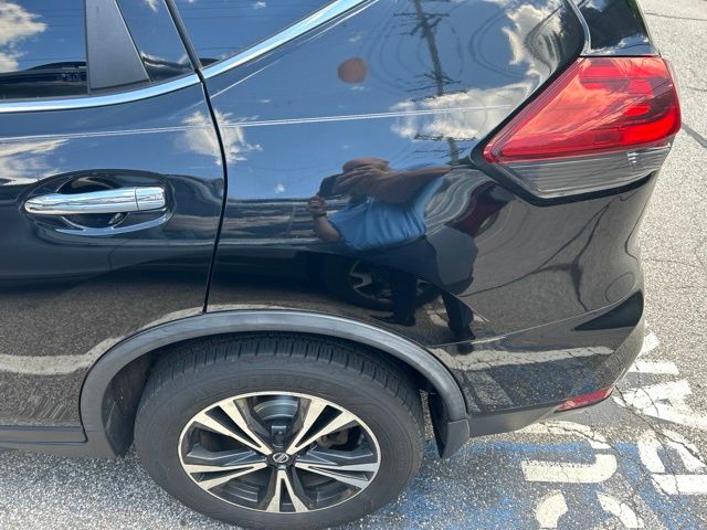 2019 Nissan Rogue SV Black at Bob Ruth Ford