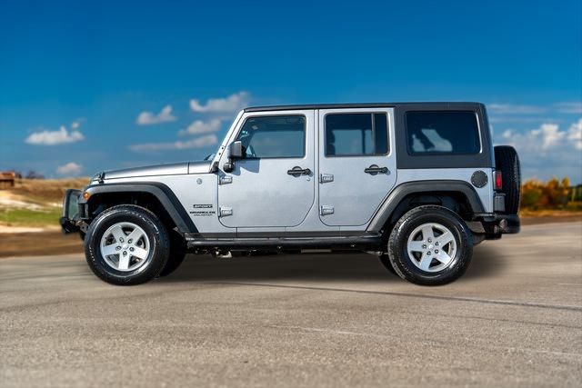 2016 Jeep Wrangler Unlimited Sport 4