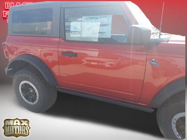 2024 Ford Bronco Black Diamond 8