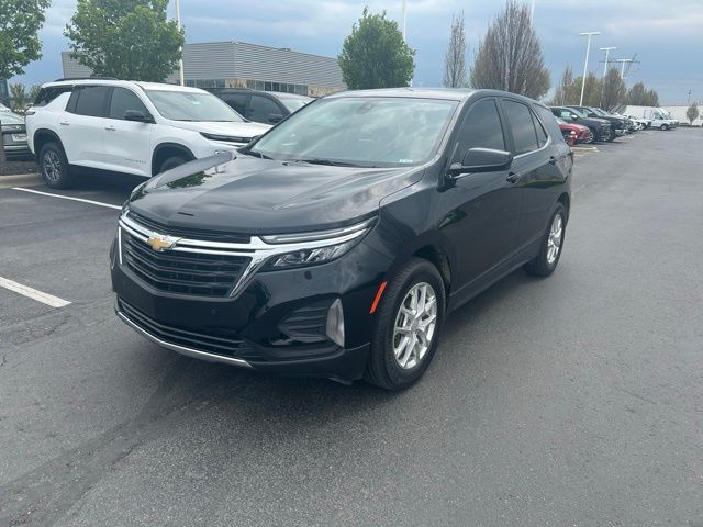 Used 2022 Chevrolet Equinox LT with VIN 3GNAXKEV9NL162422 for sale in Grove City, OH