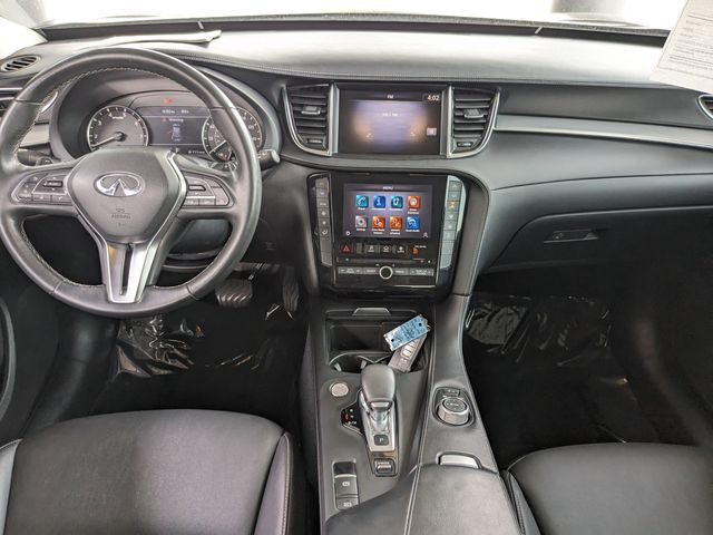2020 Infiniti QX50 LUXE photo