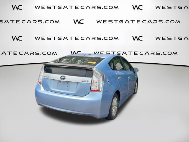 ToyotaPrius Plug-in19