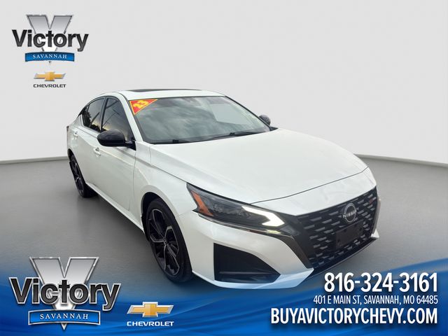 Pearl White Tricoat 2023 Nissan Altima Sedan All-Wheel Drive Continuously Variable Transmission
