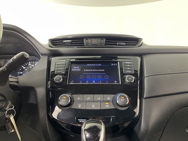 2019 Magnetic Black Pearl Nissan Rogue S FWD SUV