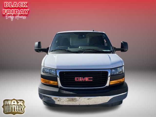 2023 GMC Savana 3500 Work Van 2