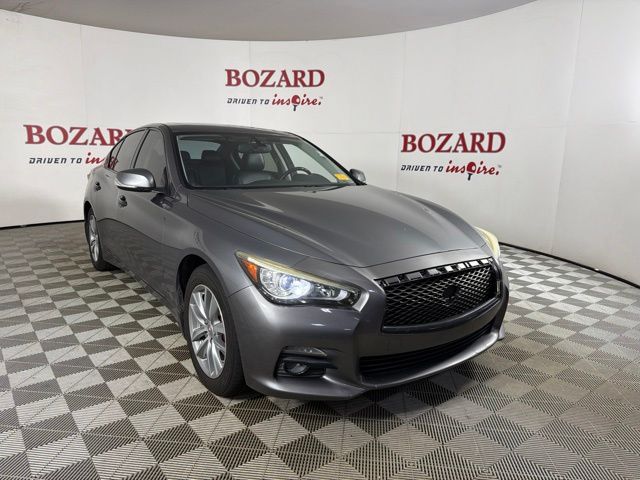2016 INFINITI Q50 2.0t Premium RWD