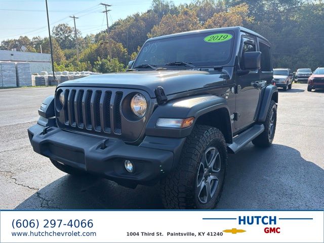 Gray (Granite Crystal Metallic Clearcoat) 2019 Jeep Wrangler SUV / Crossover Four-Wheel Drive 6-Speed Manual