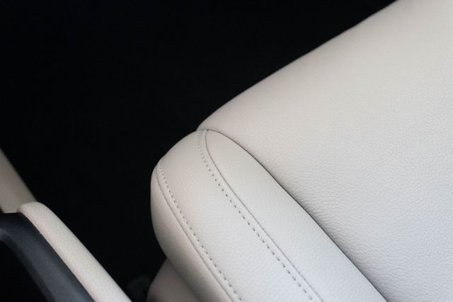 Used 2025 Honda Odyssey Van