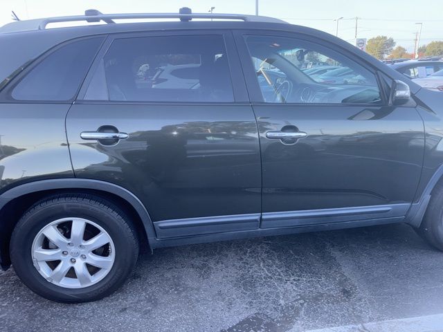 2012 Kia Sorento LX 8