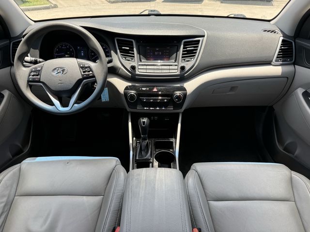 2016 Hyundai Tucson SE Gray at Community Honda