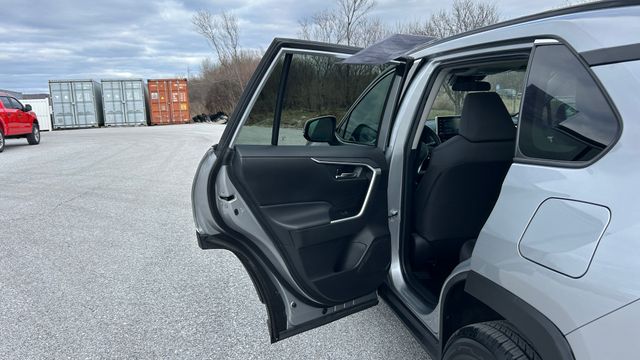 Used 2021 Toyota RAV4 SUV