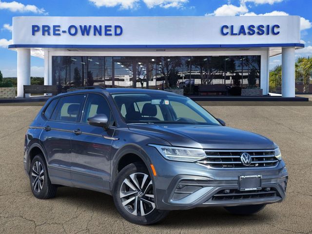 Platinum Gray Metallic 2022 Volkswagen Tiguan SUV / Crossover Front-Wheel Drive 8-Speed Automatic