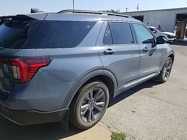 Used 2025 Ford Explorer SUV