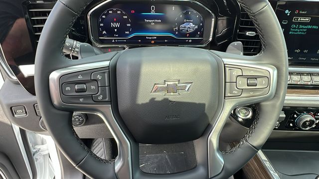 2024 Chevrolet Silverado 1500 RST 32