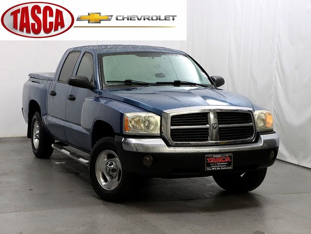 Atlantic Blue Pearlcoat 2005 Dodge Dakota ST Quad Cab RWD Pickup Truck Rear-Wheel Drive 4-Speed Automatic