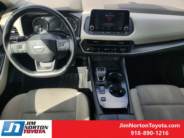 Used 2025 Nissan Rogue SUV