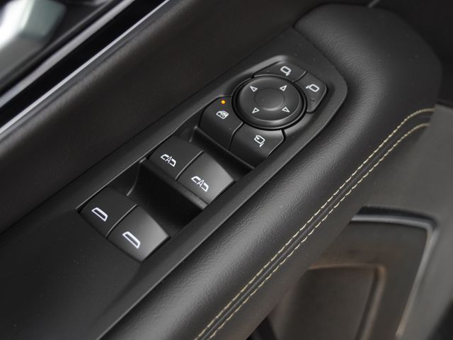 Used 2025 GMC Yukon SUV