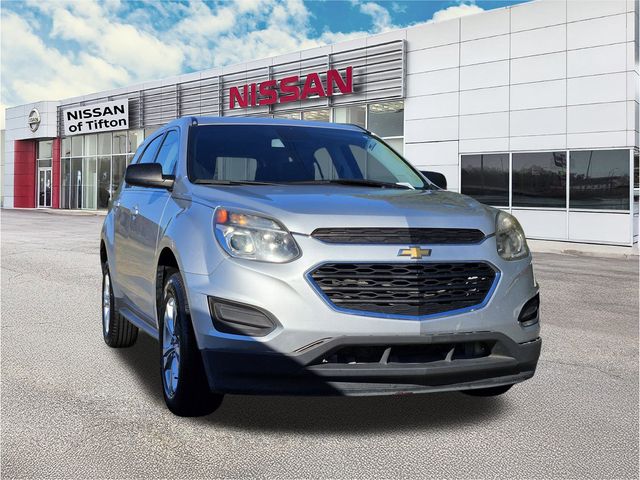 2017 Chevrolet Equinox LS's photo