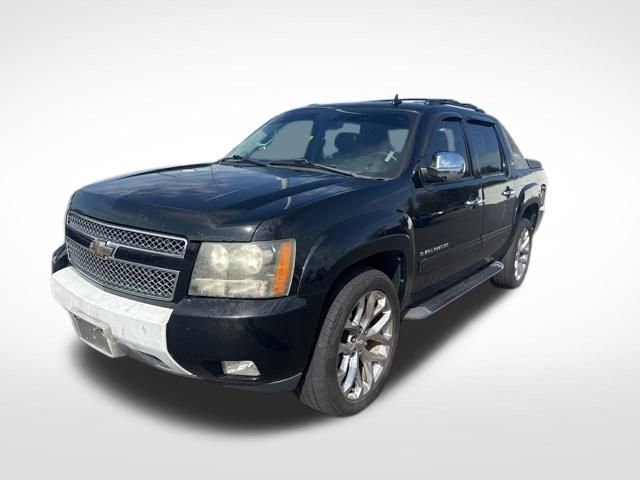 Black 2011 Chevrolet Avalanche LT 4WD Pickup Truck Four-Wheel Drive 6-Speed Automatic