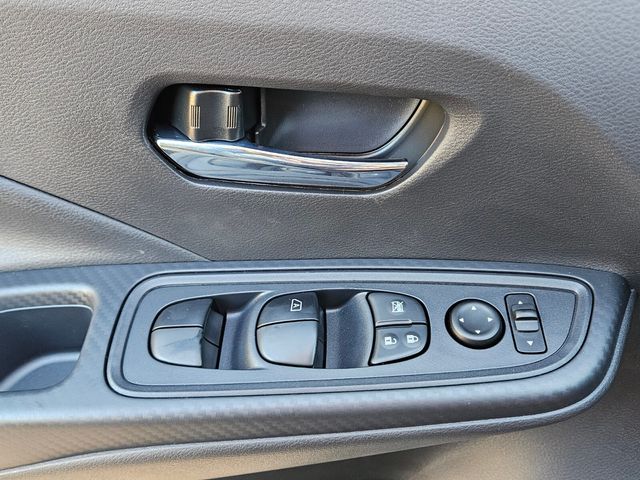 New 2025 Gray Nissan 1.6 SV image 27