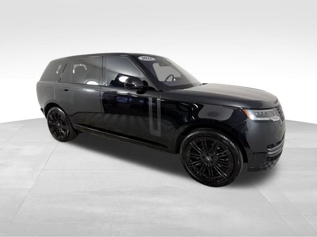 2023 Land Rover Range Rover SE 8