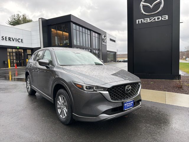 2025 Mazda CX-5 S Select Package's photo
