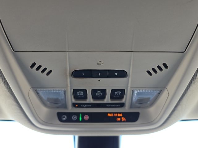 2022 Buick Enclave Essence:C02611