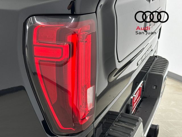 Used 2020 Black GMC SLT image 12