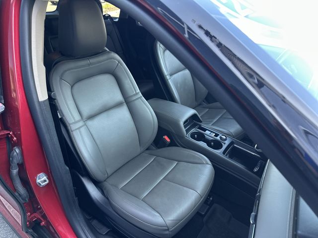 Used 2025 Red Lincoln Grand Touring image 26