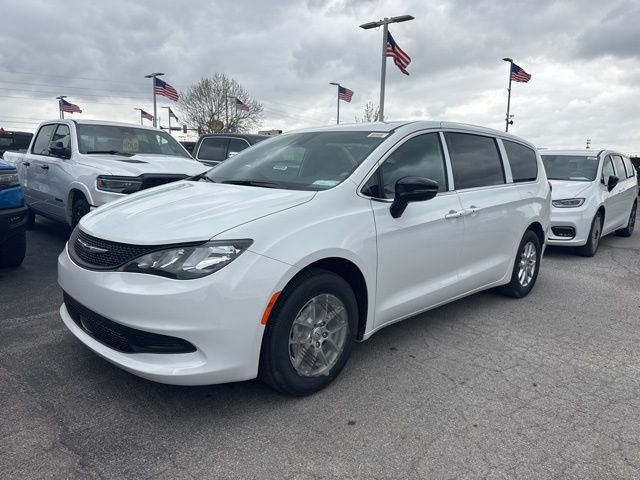 Bright White Clearcoat 2026 Chrysler Voyager LX FWD Minivan Front-Wheel Drive 9-Speed Automatic