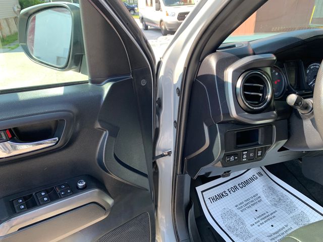Used 2018 Toyota Tacoma Truck