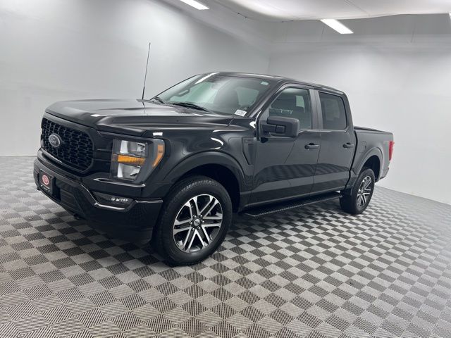 Agate Black Metallic 2023 Ford F-150 XL SuperCrew 4WD Pickup Truck Four-Wheel Drive Automatic